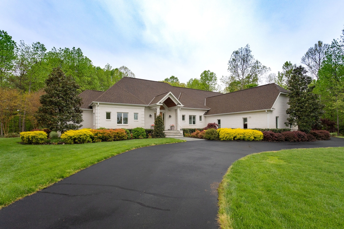 Large home for sale in Lorton, Virginia. 